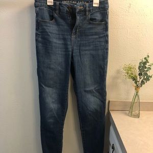American Eagle- Size 2 Regular Blue Jeans